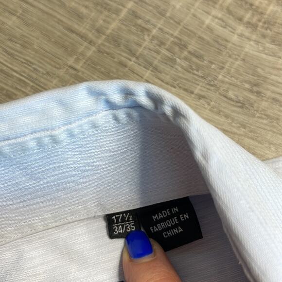 HUGO BOSS Light Blue Regular Fit Button Front Dress Shirt Men’s Size 17.5 Neck - Picture 3 of 9